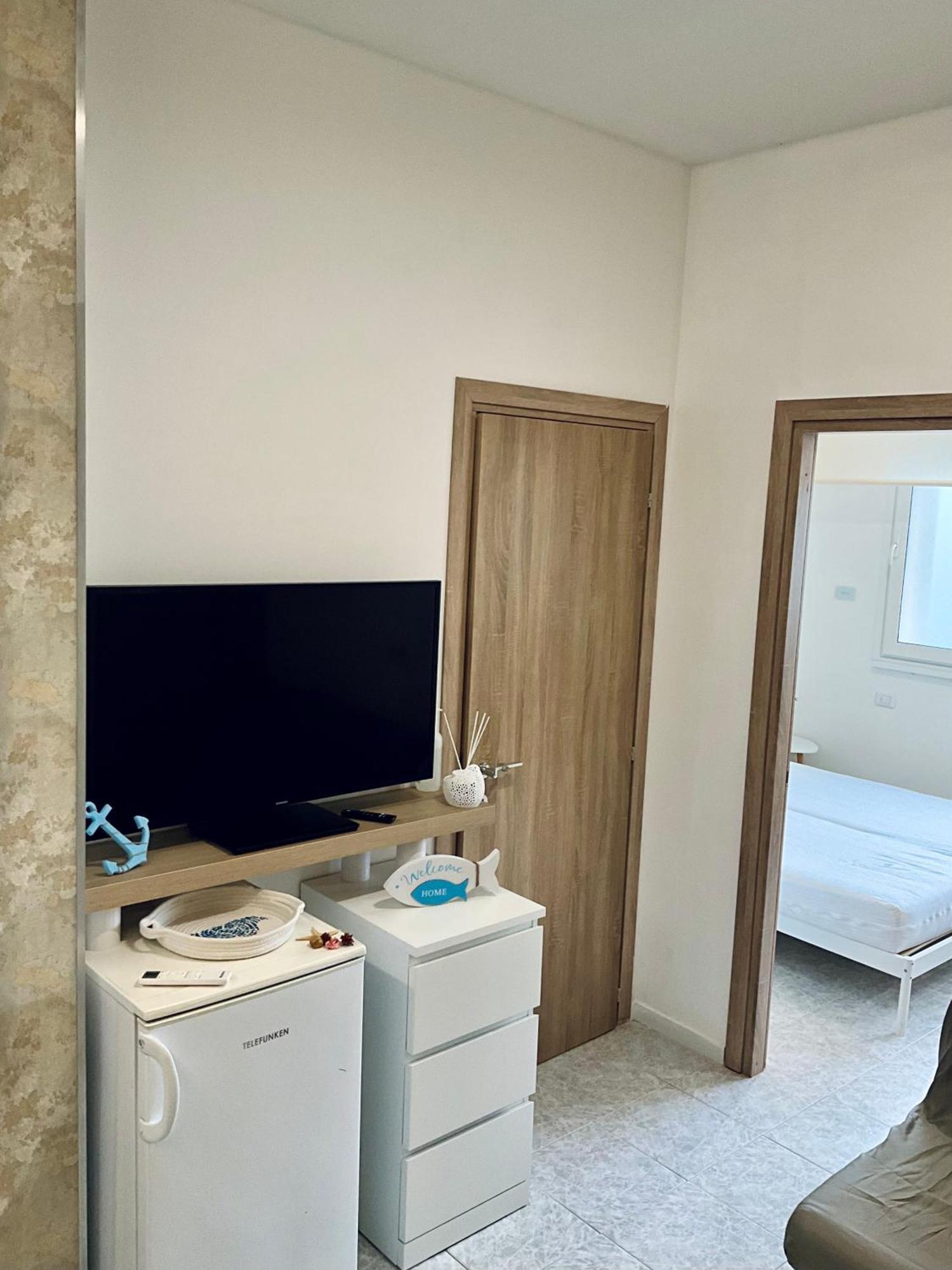 Honey BnB a 100 metri dal mare Porto San Giorgio Bagian luar foto